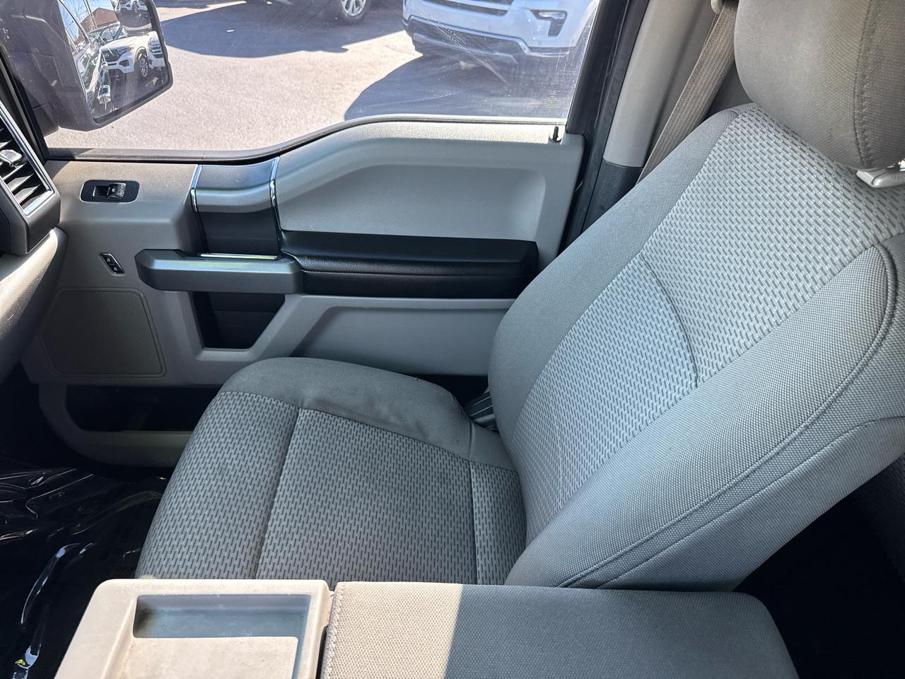 Ford F-150 4WD SuperCab 133" XLT 2016