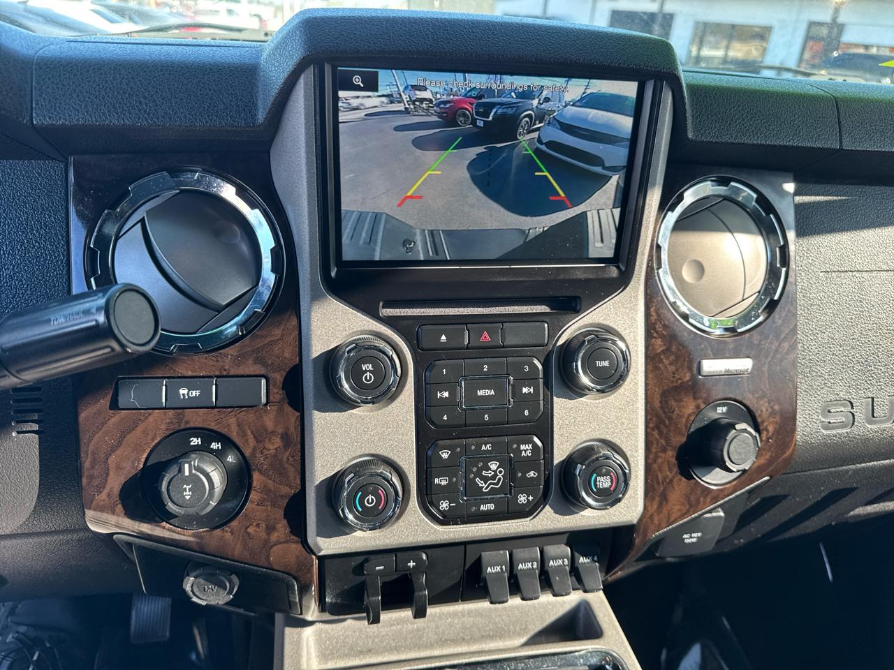 Ford F-250 SD Platinum Crew Cab 4WD 2014