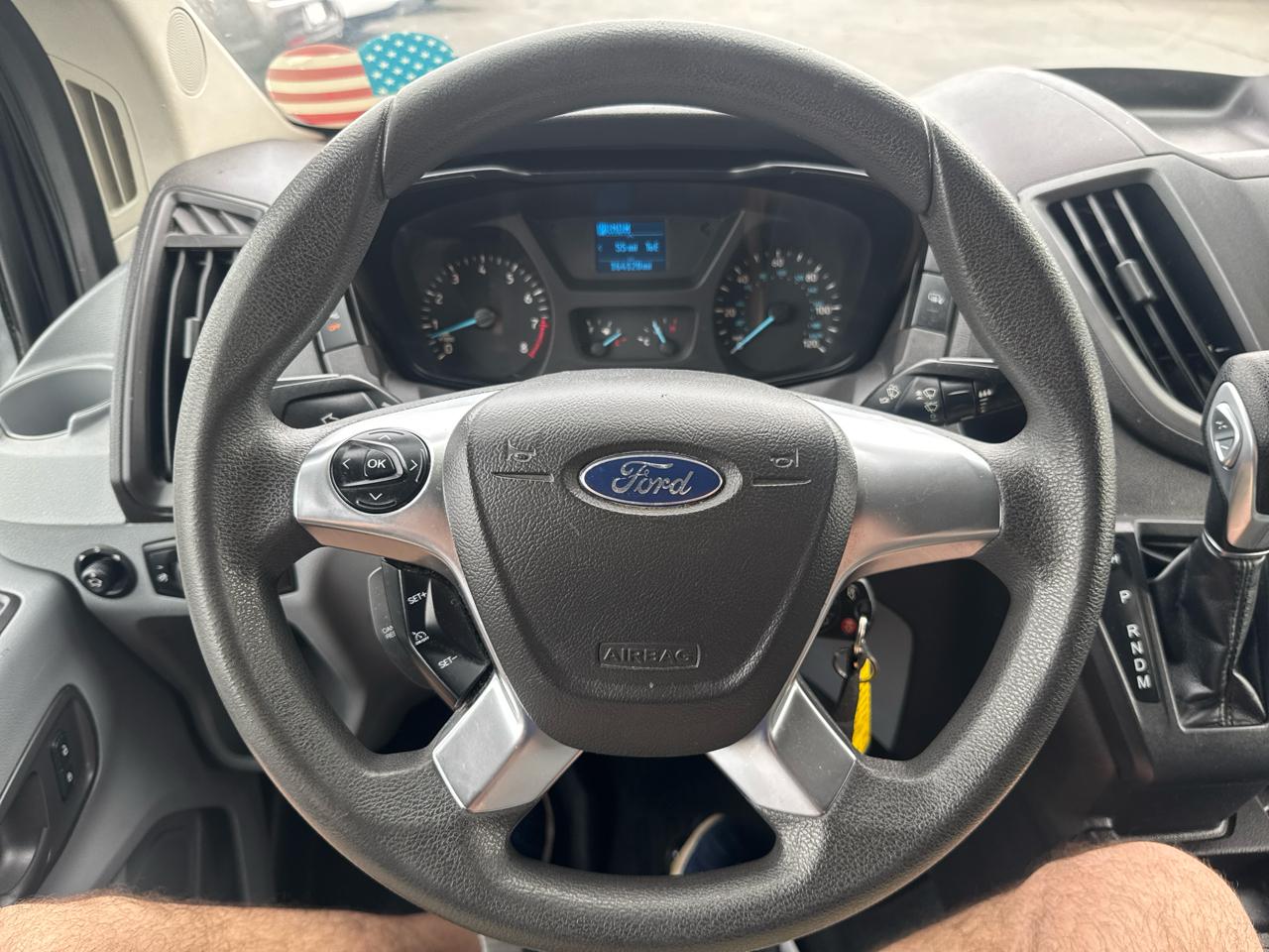 Ford Transit 250 Van Med. Roof w/Sliding Pass. 148-in. WB 2015