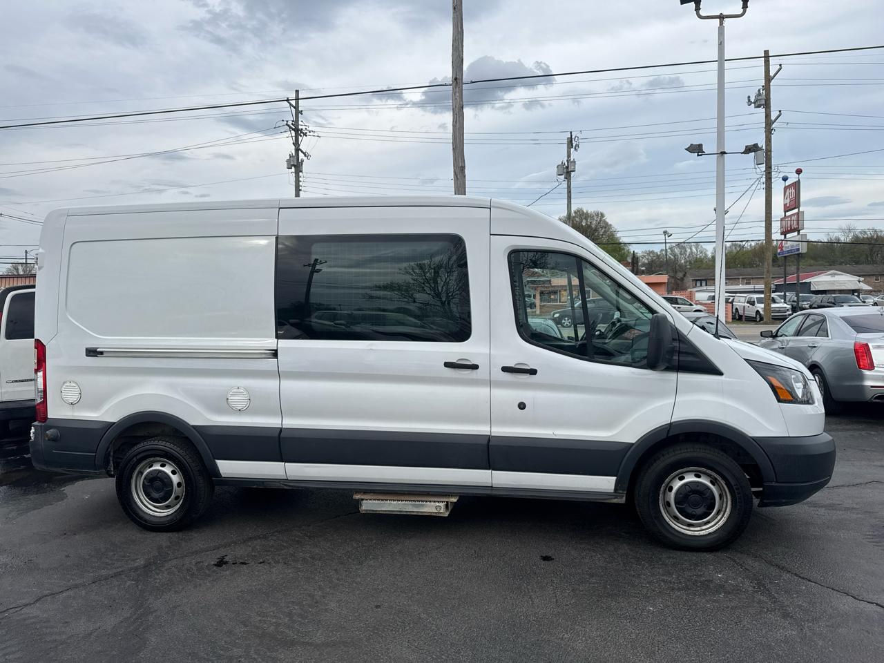 Ford Transit 350 Van Med. Roof w/Sliding Pass. 148-in. WB 2015