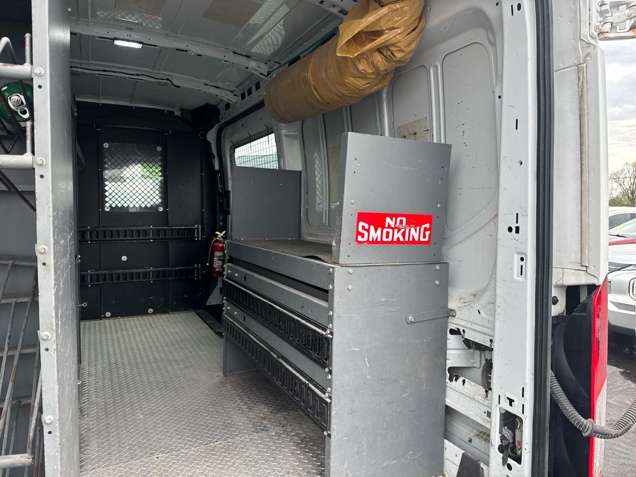 Ford Transit 350 Van Med. Roof w/Sliding Pass. 148-in. WB 2015