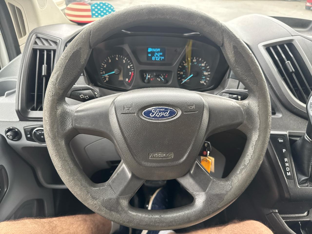 Ford Transit 350 Van Med. Roof w/Sliding Pass. 148-in. WB 2015