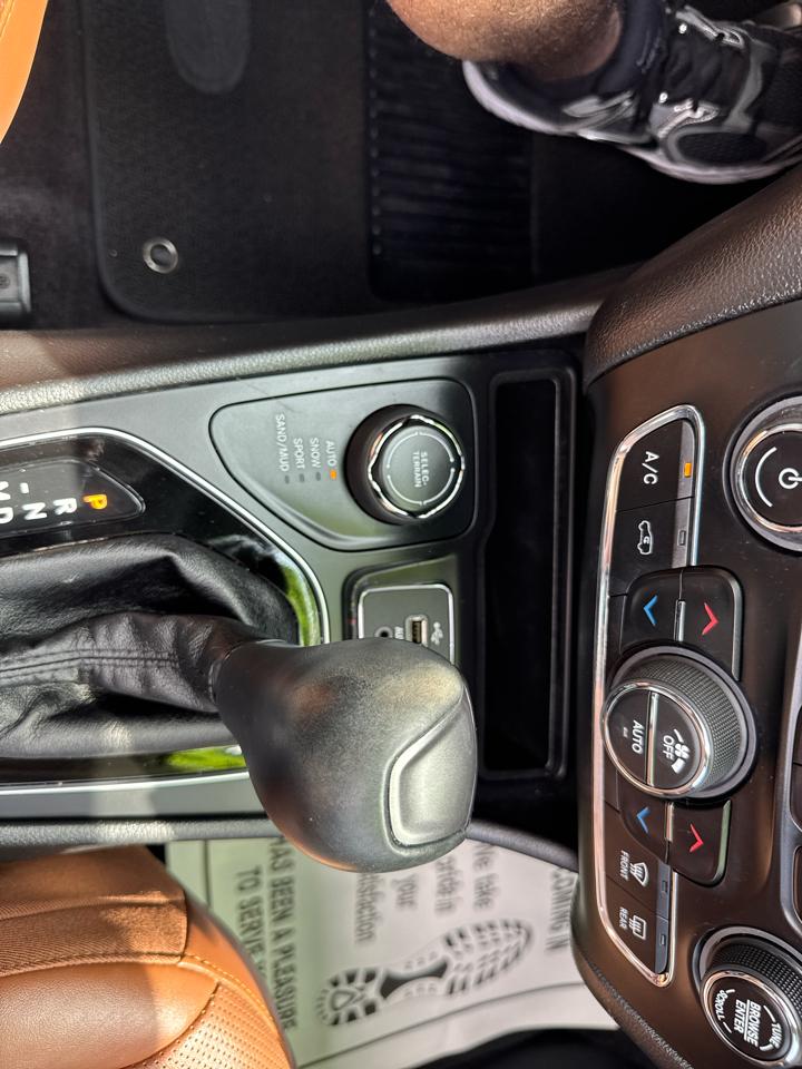 Jeep Cherokee Overland 4WD 2019