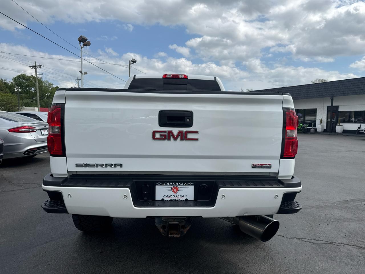 GMC Sierra 2500HD SLT Crew Cab Std. Box 4WD 2015