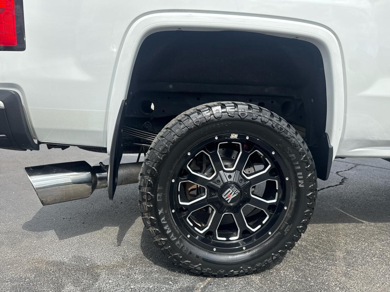 GMC Sierra 2500HD SLT Crew Cab Std. Box 4WD 2015