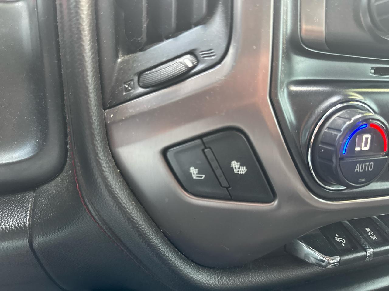 GMC Sierra 2500HD SLT Crew Cab Std. Box 4WD 2015