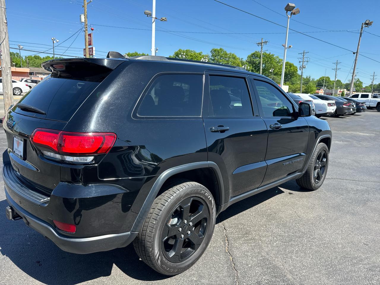 Jeep Grand Cherokee Laredo 4WD 2019