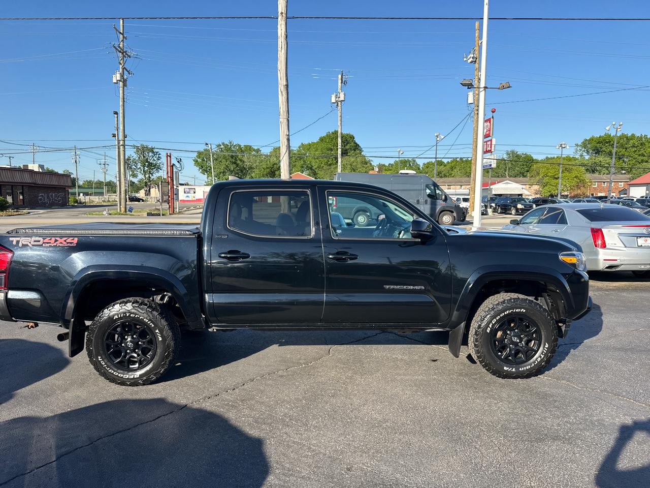 Toyota Tacoma SR5 Access Cab 4WD at 2019