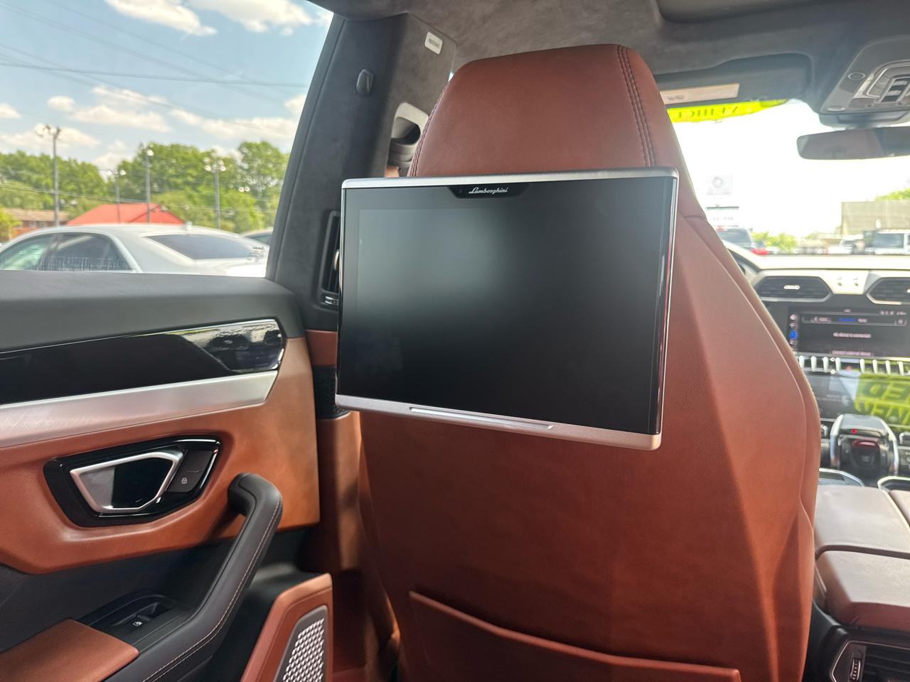 Lamborghini Urus Base 2019