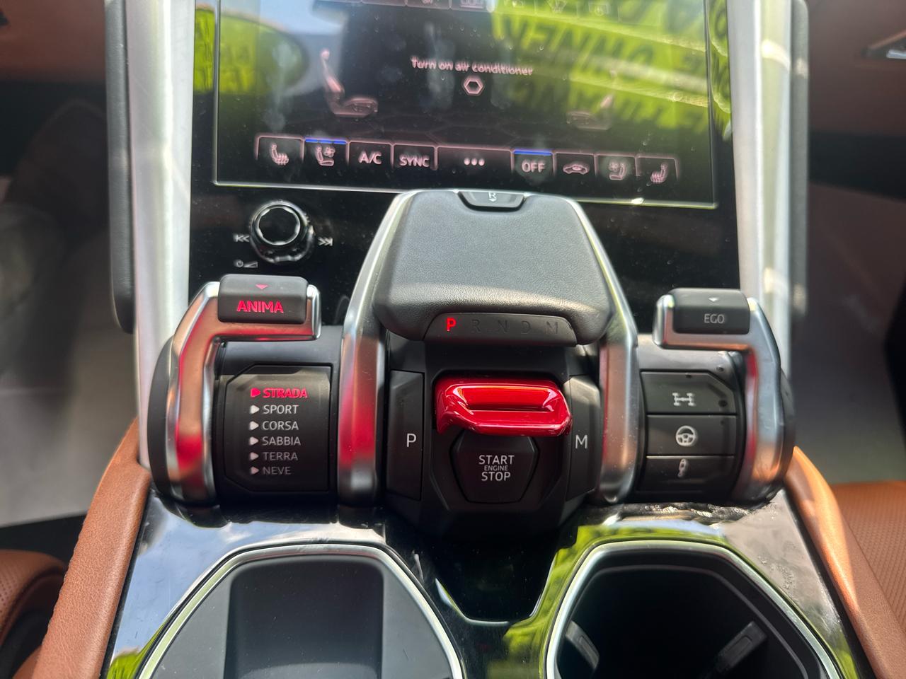 Lamborghini Urus Base 2019