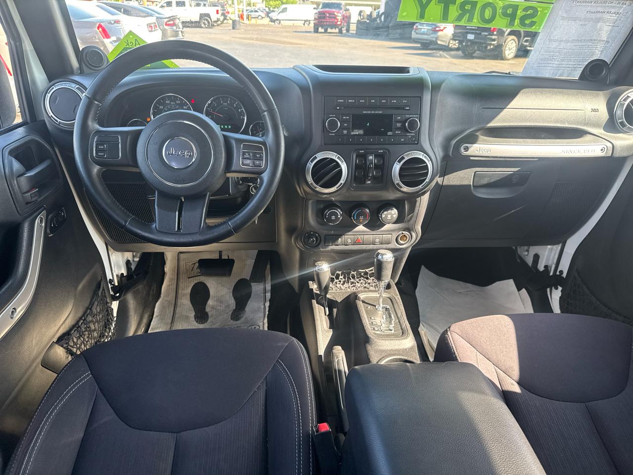 Jeep Wrangler Unlimited Sahara 4WD 2014