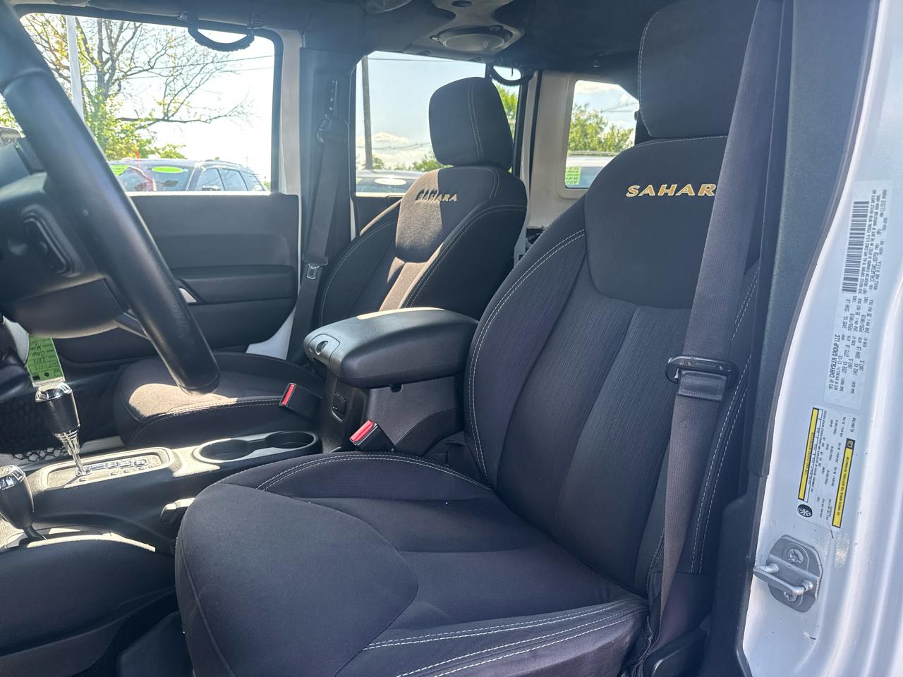 Jeep Wrangler Unlimited Sahara 4WD 2014