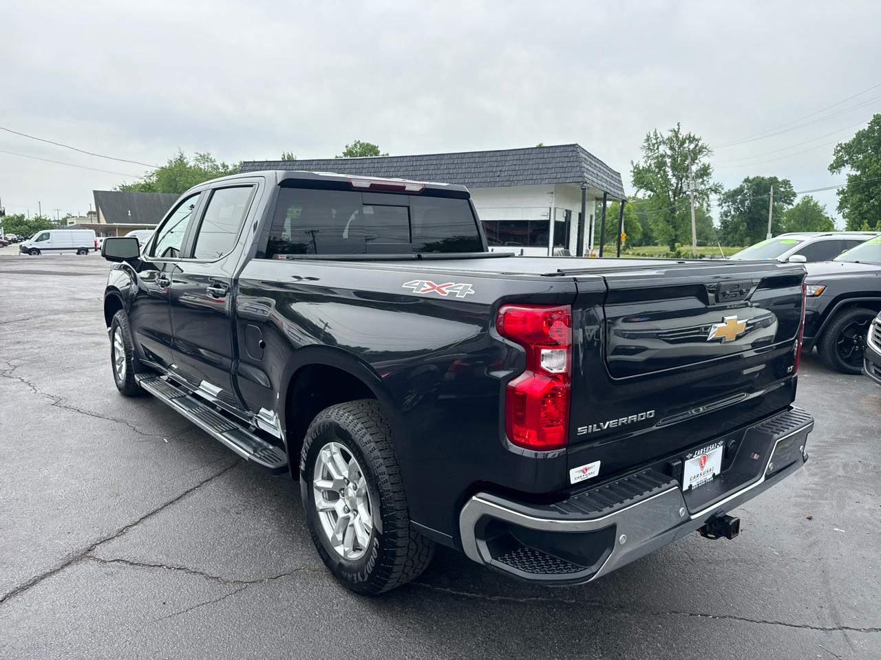 Chevrolet Silverado 1500 2LZ Crew Cab 4WD 2023