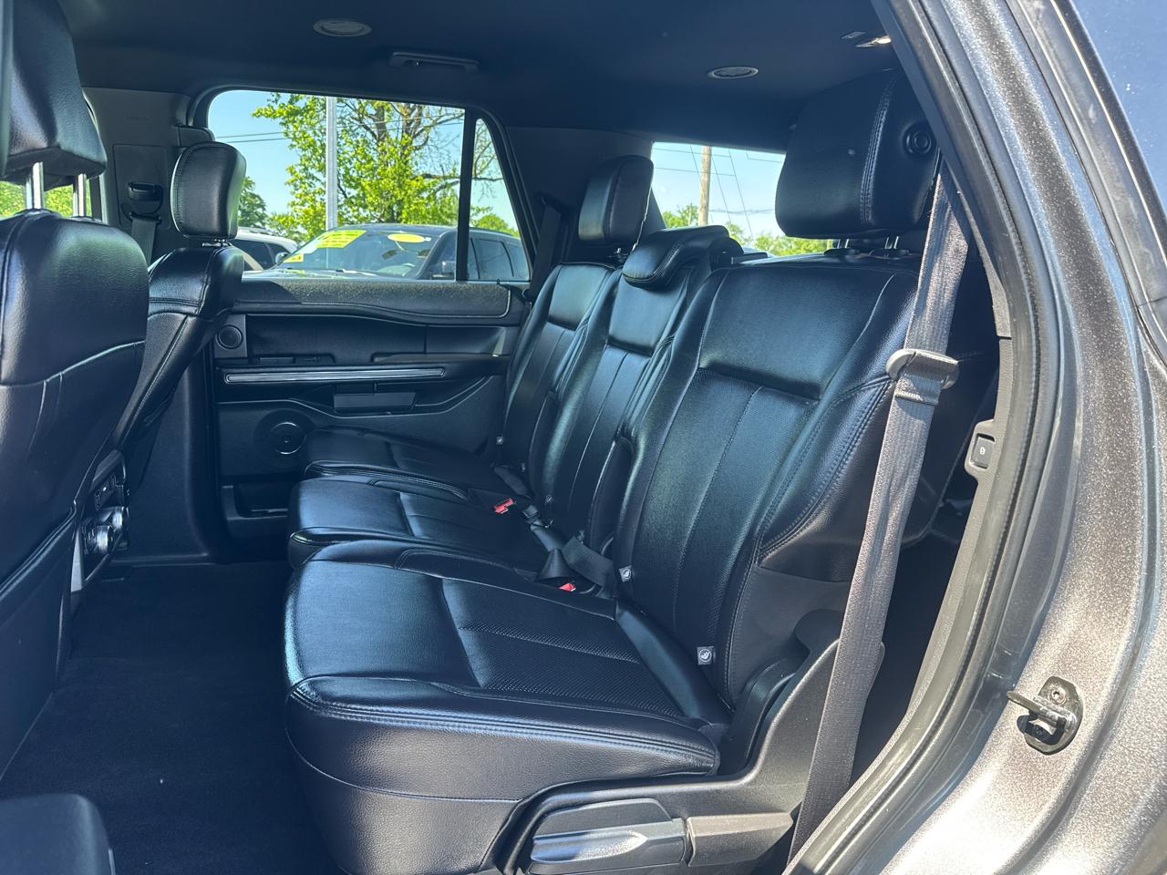 Ford Expedition XLT 4WD 2019