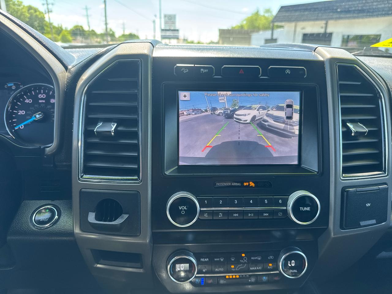 Ford Expedition XLT 4WD 2019