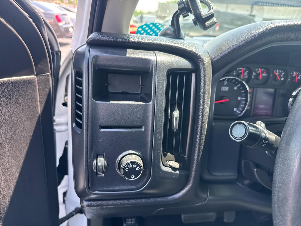 Chevrolet Silverado 1500 2WD Reg Cab 140" Work Truck 2015