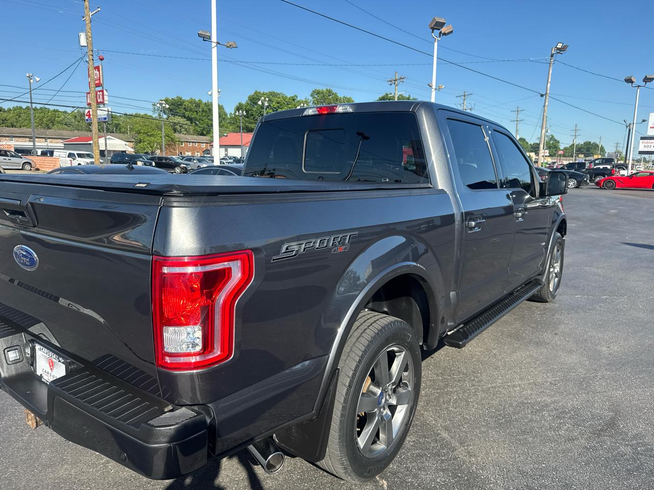 Ford F-150 4WD SuperCab 145" XLT 2017