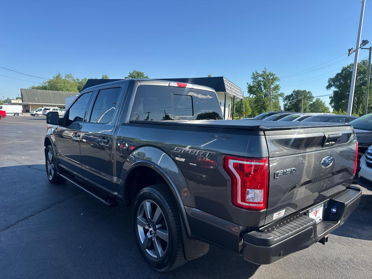 Ford F-150 4WD SuperCab 145" XLT 2017
