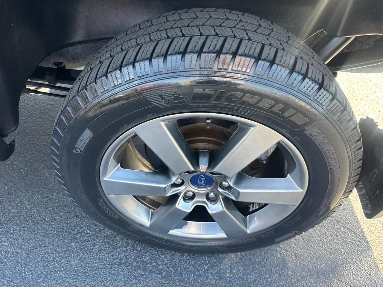 Ford F-150 4WD SuperCab 145" XLT 2017