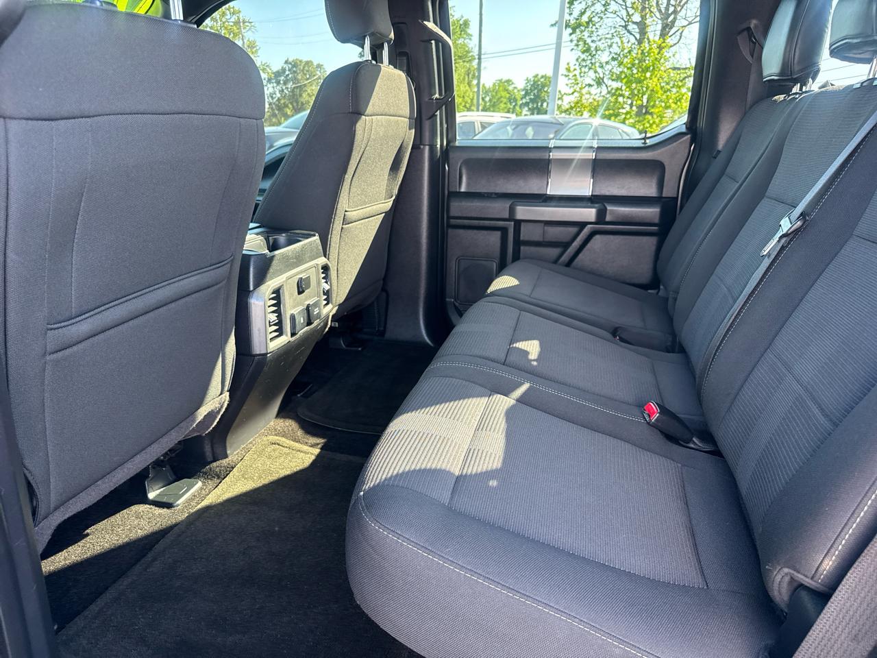 Ford F-150 4WD SuperCab 145" XLT 2017