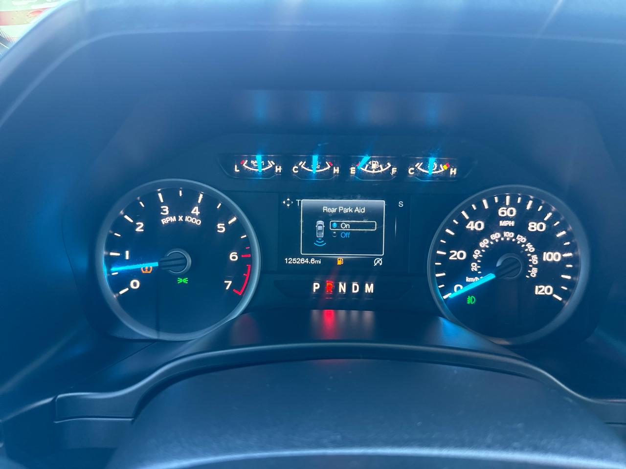 Ford F-150 4WD SuperCab 145" XLT 2017