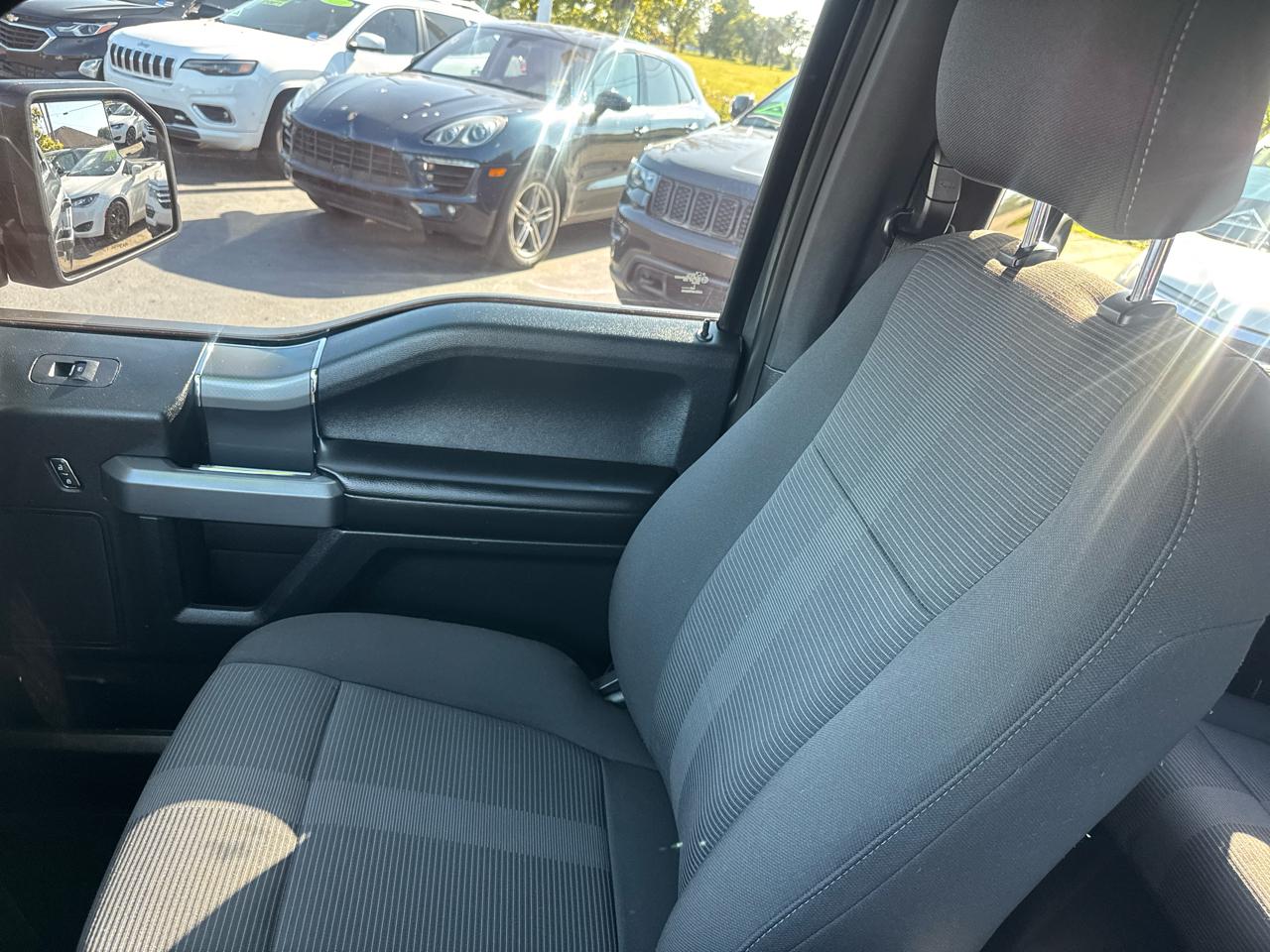 Ford F-150 4WD SuperCab 145" XLT 2017