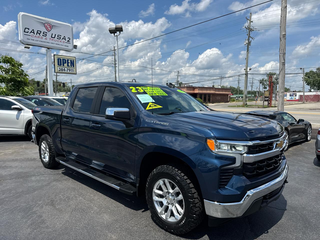 Chevrolet Silverado 1500 1LT Crew Cab 4WD 2023