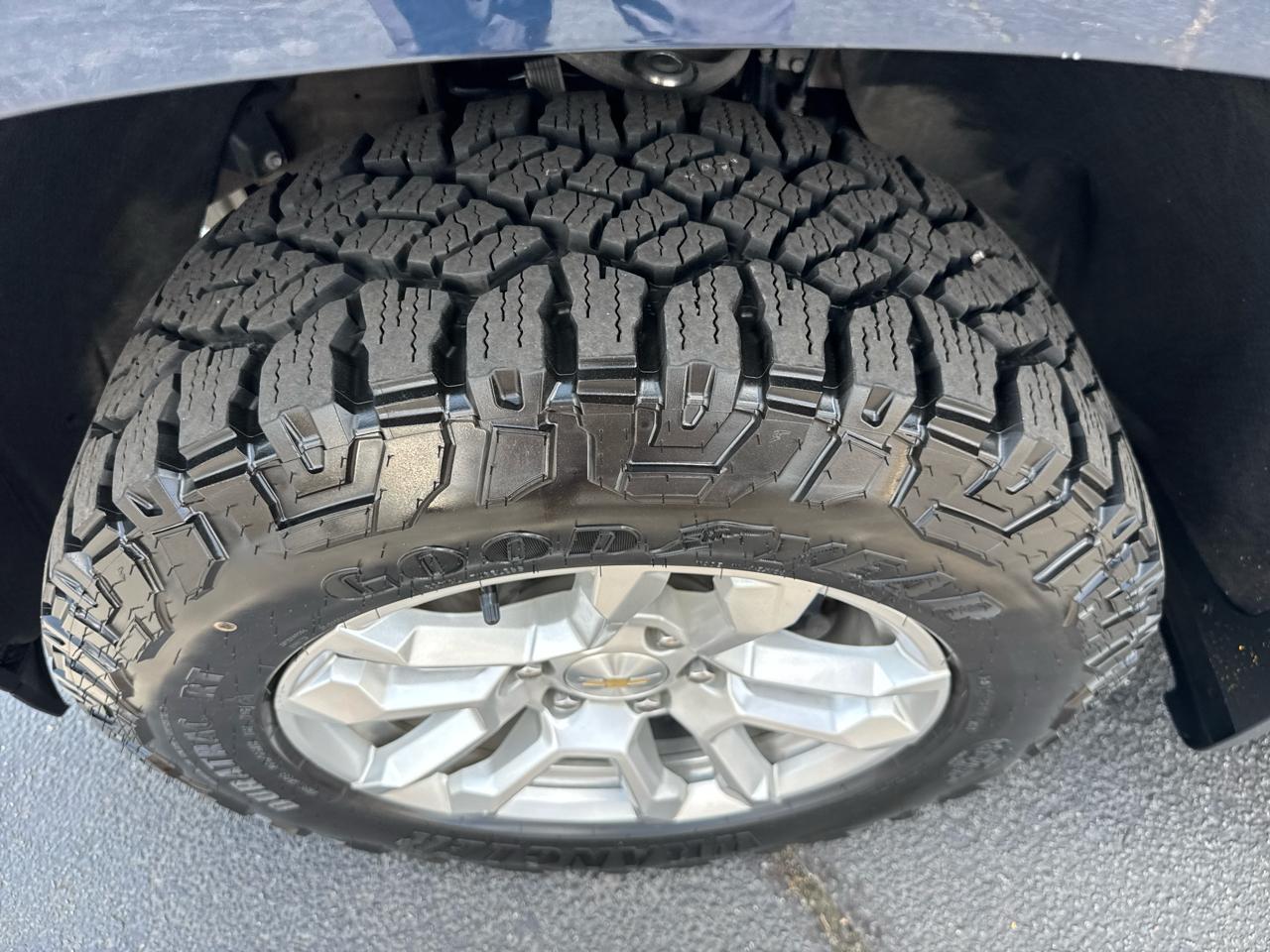Chevrolet Silverado 1500 1LT Crew Cab 4WD 2023
