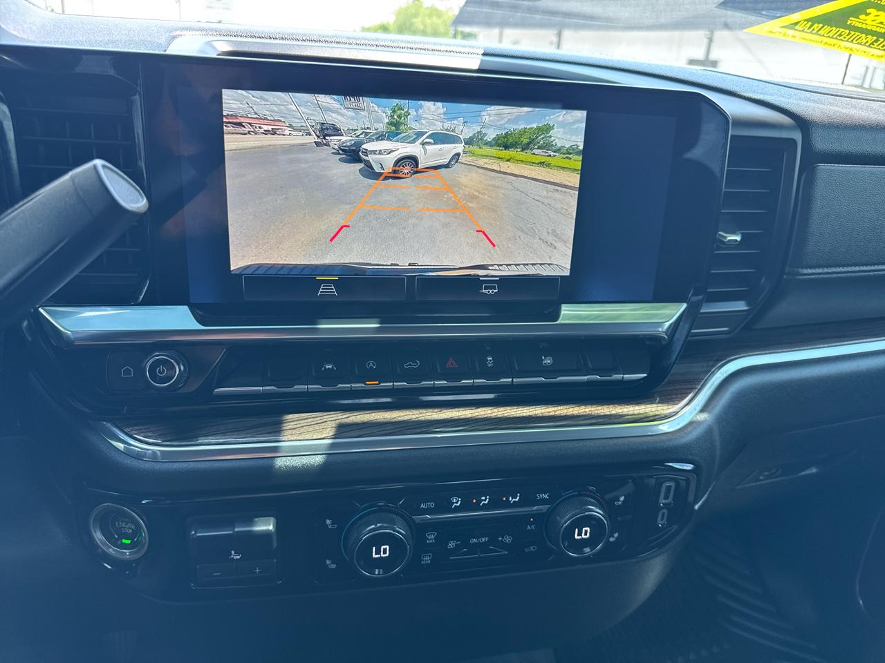 Chevrolet Silverado 1500 1LT Crew Cab 4WD 2023