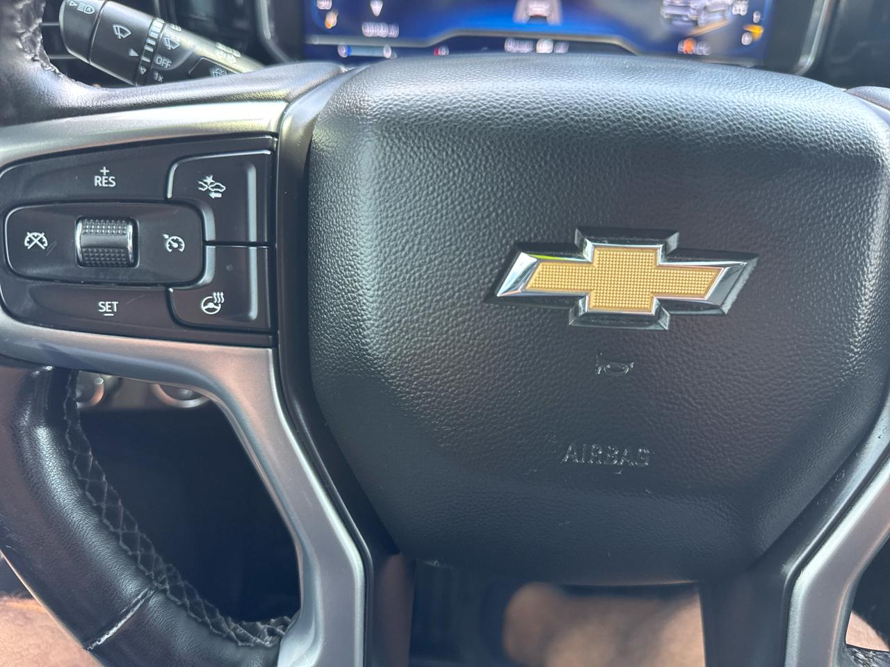 Chevrolet Silverado 1500 1LT Crew Cab 4WD 2023