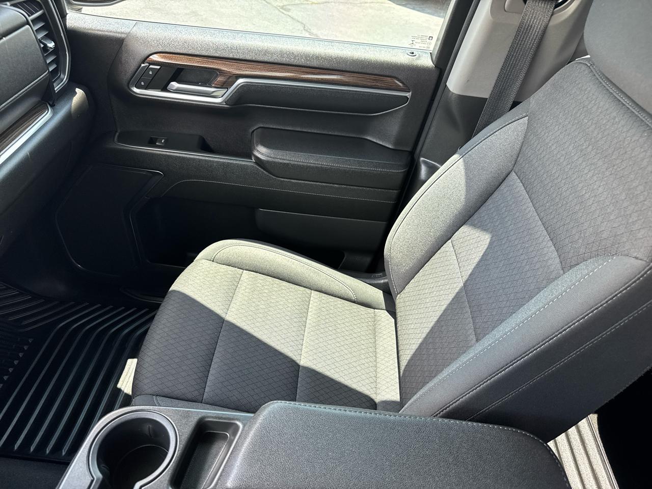 Chevrolet Silverado 1500 1LT Crew Cab 4WD 2023