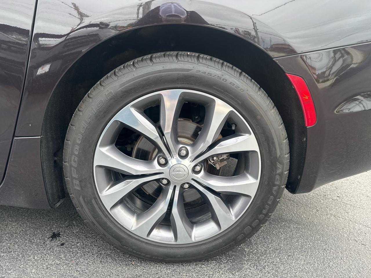 Chrysler Pacifica Limited 2017