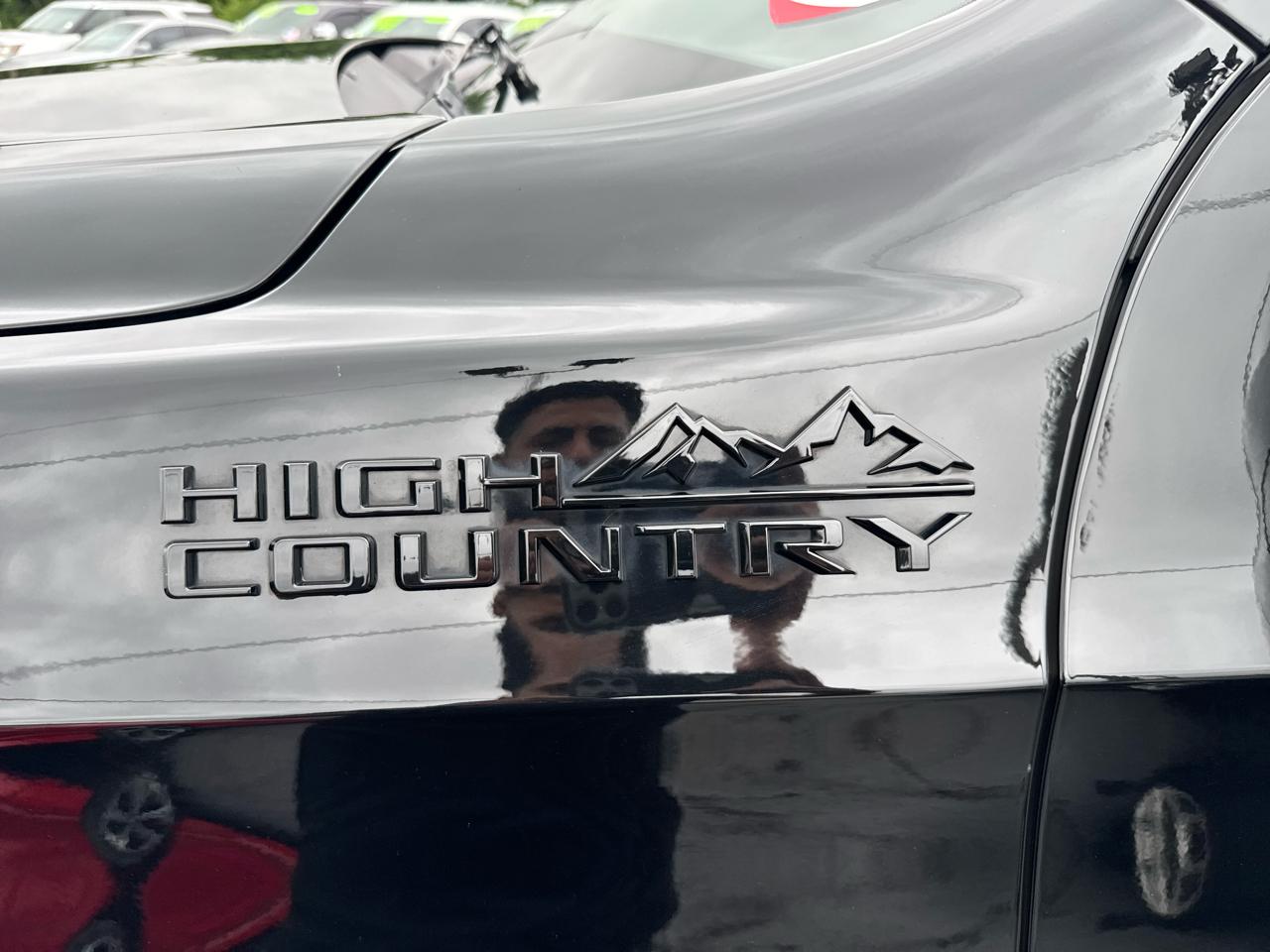 Chevrolet Tahoe High Country 4WD 2022