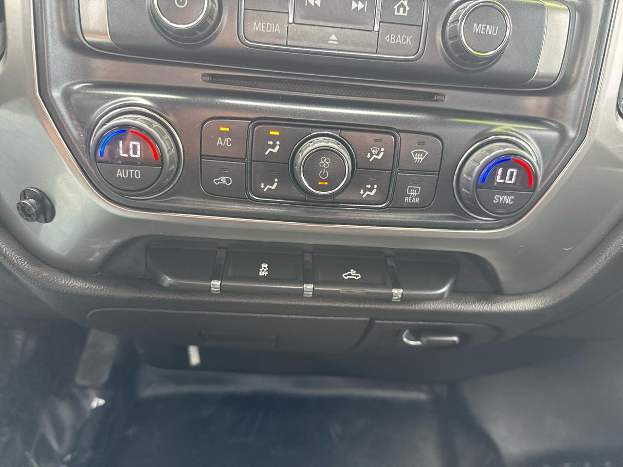 Chevrolet Silverado 2500HD 4WD Double Cab 162" Custom 2018