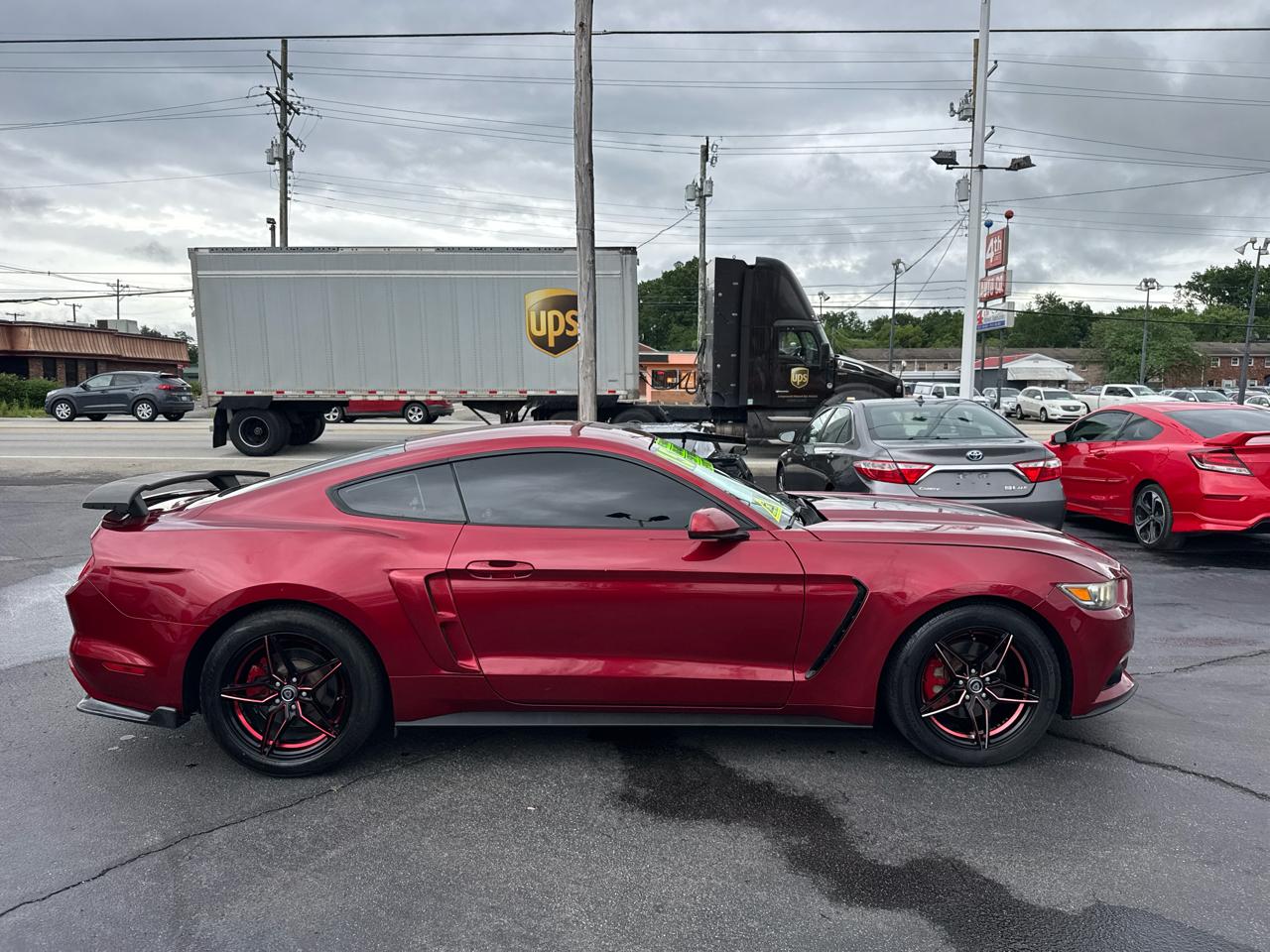 Ford Mustang V6 Coupe 2015