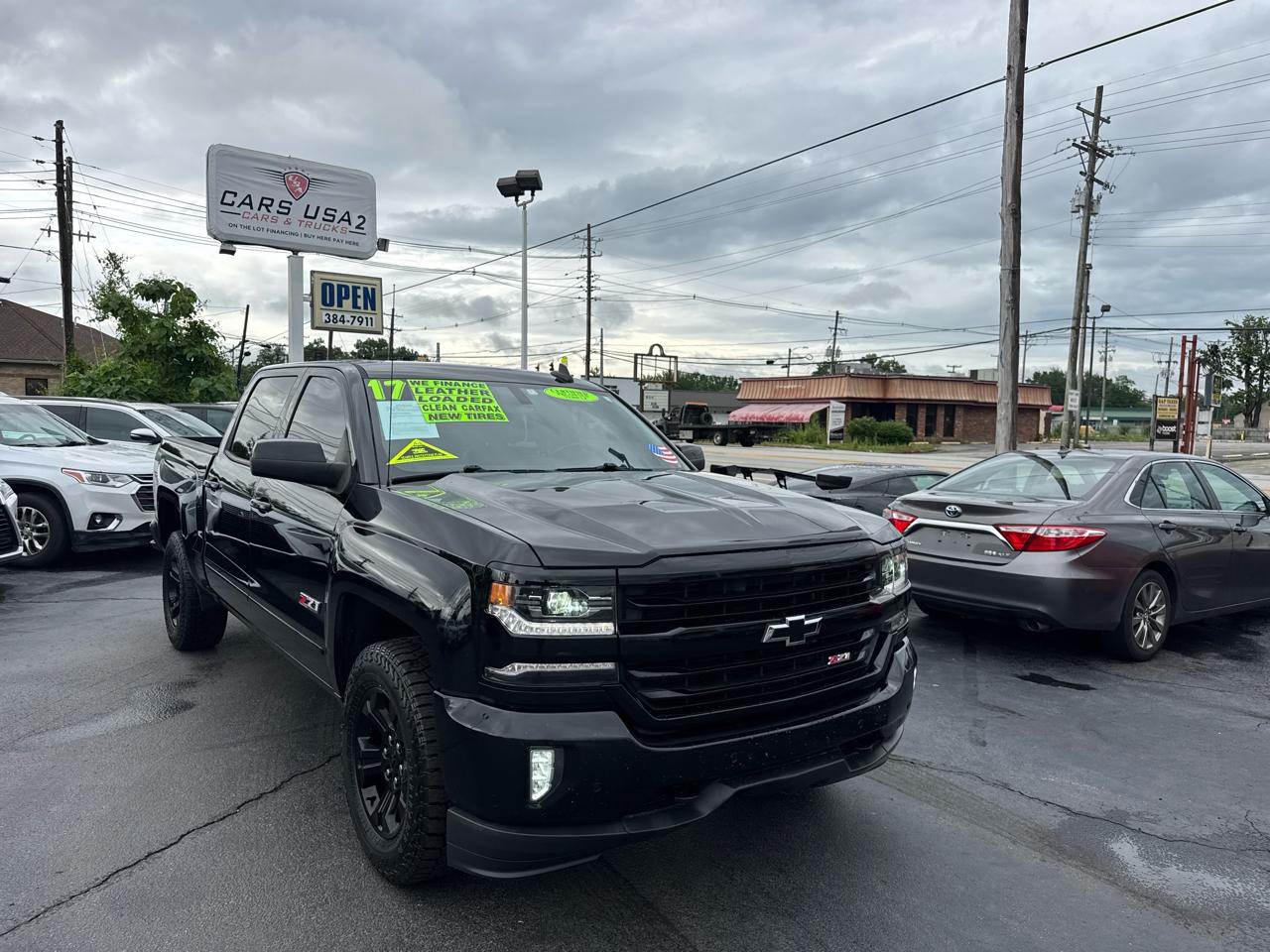 Chevrolet Silverado 1500 4WD Crew Cab 143.5" LT w/2LT 2017