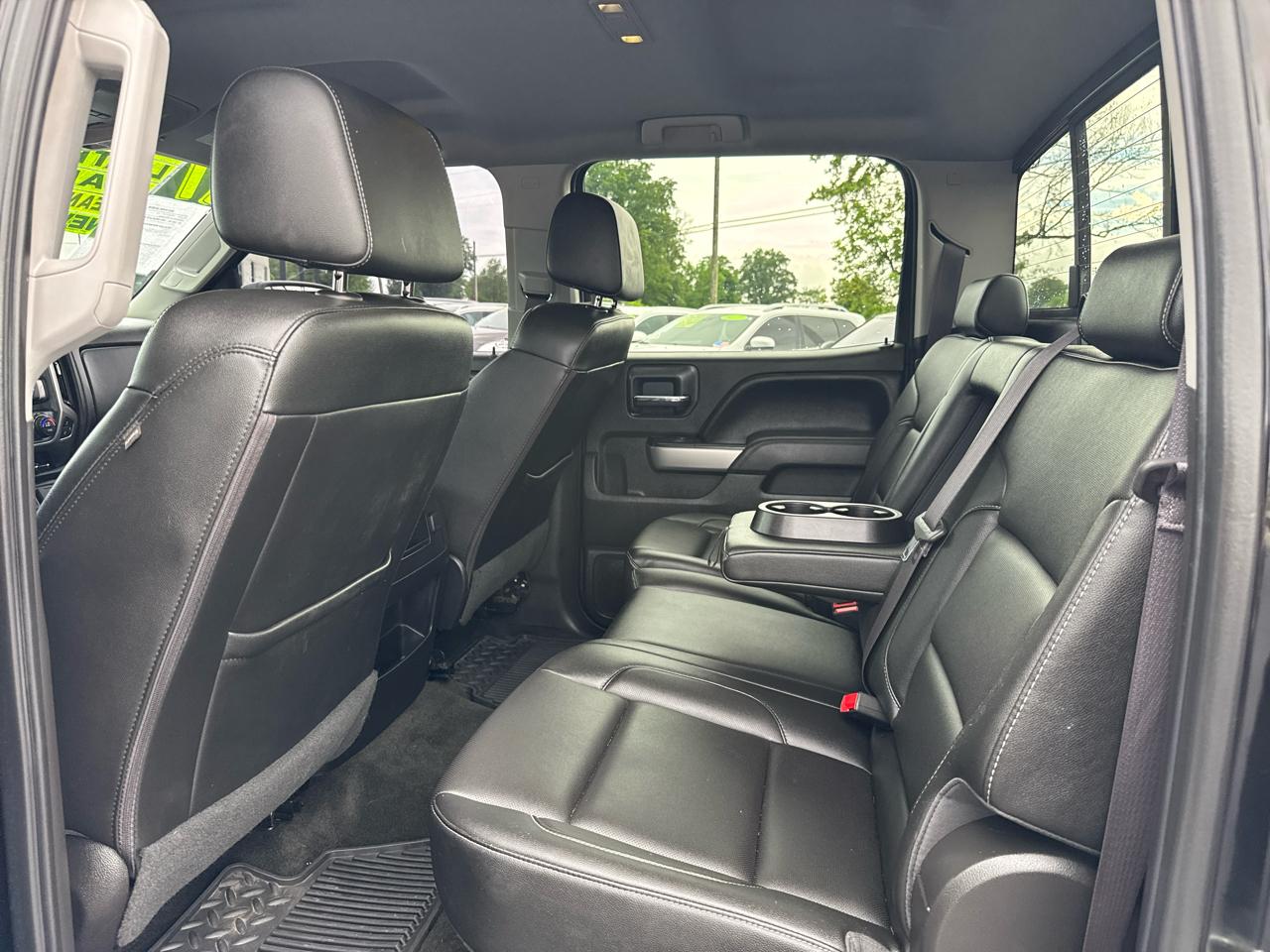 Chevrolet Silverado 1500 4WD Crew Cab 143.5" LT w/2LT 2017