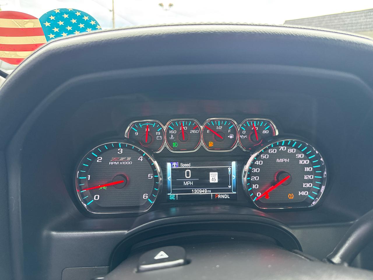Chevrolet Silverado 1500 4WD Crew Cab 143.5" LT w/2LT 2017