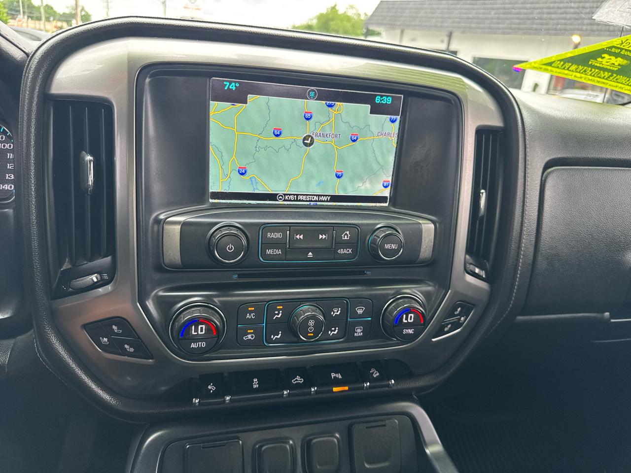 Chevrolet Silverado 1500 4WD Crew Cab 143.5" LT w/2LT 2017