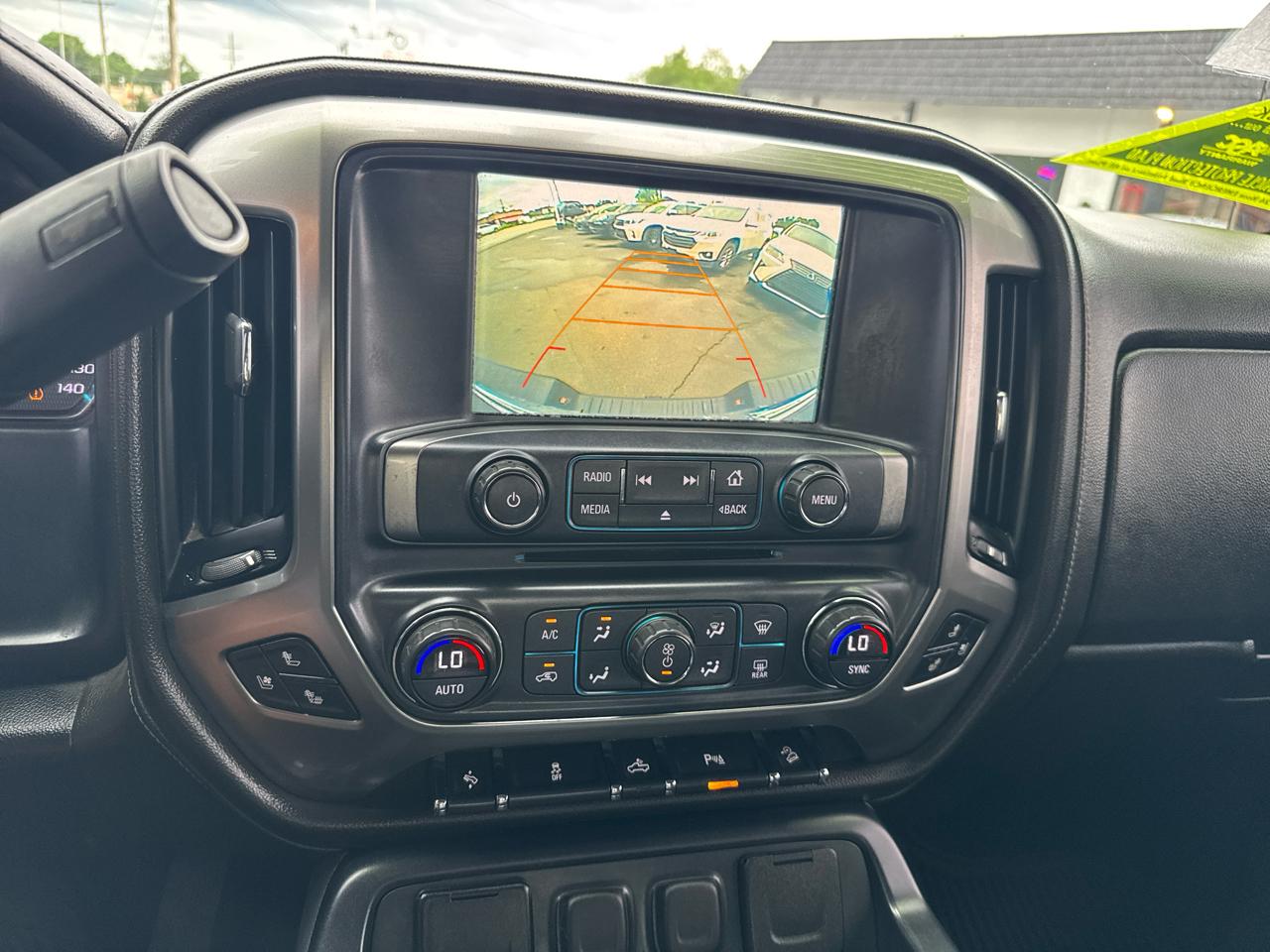 Chevrolet Silverado 1500 4WD Crew Cab 143.5" LT w/2LT 2017