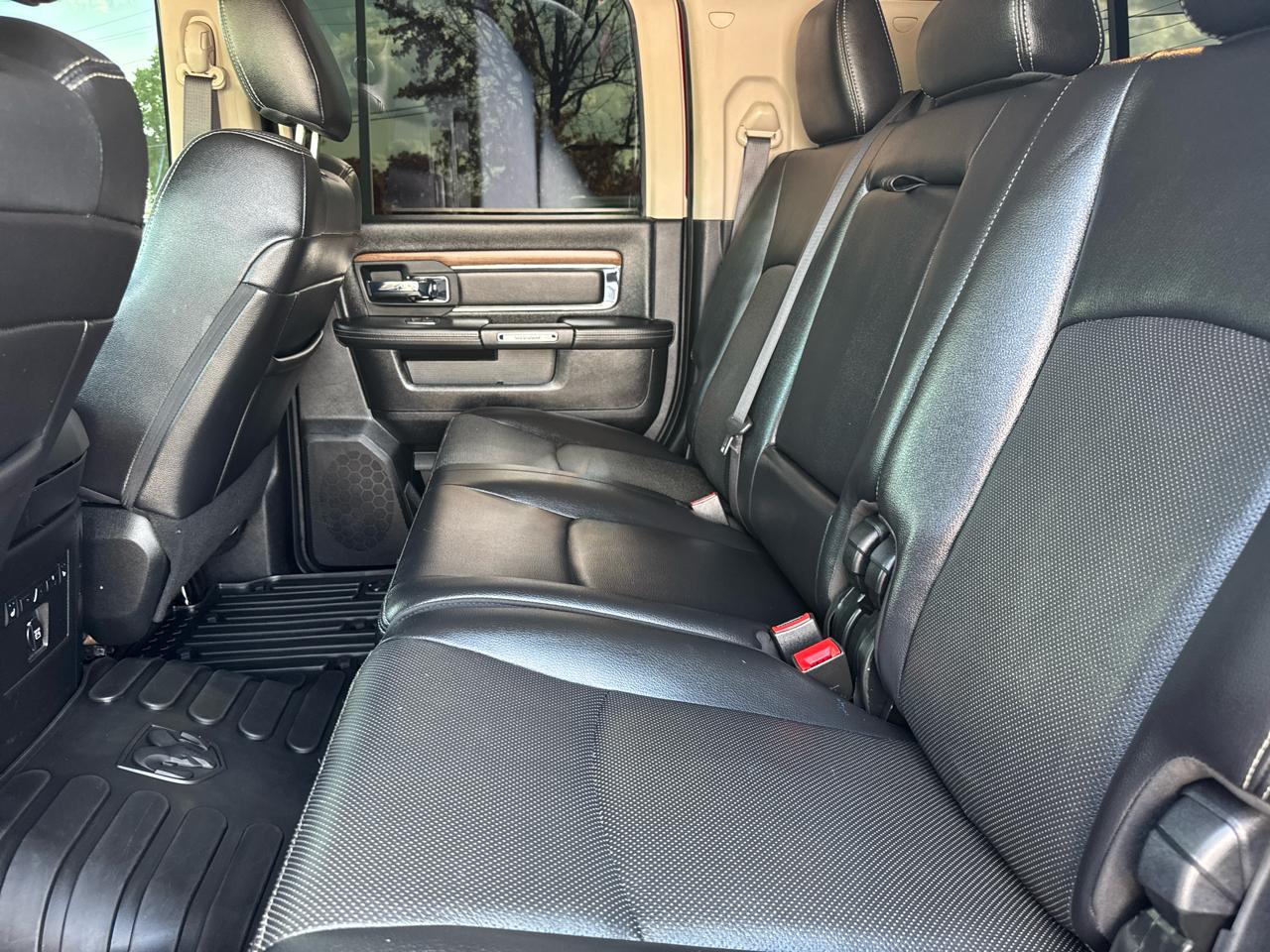 RAM 2500 Laramie Mega Cab 4WD 2017