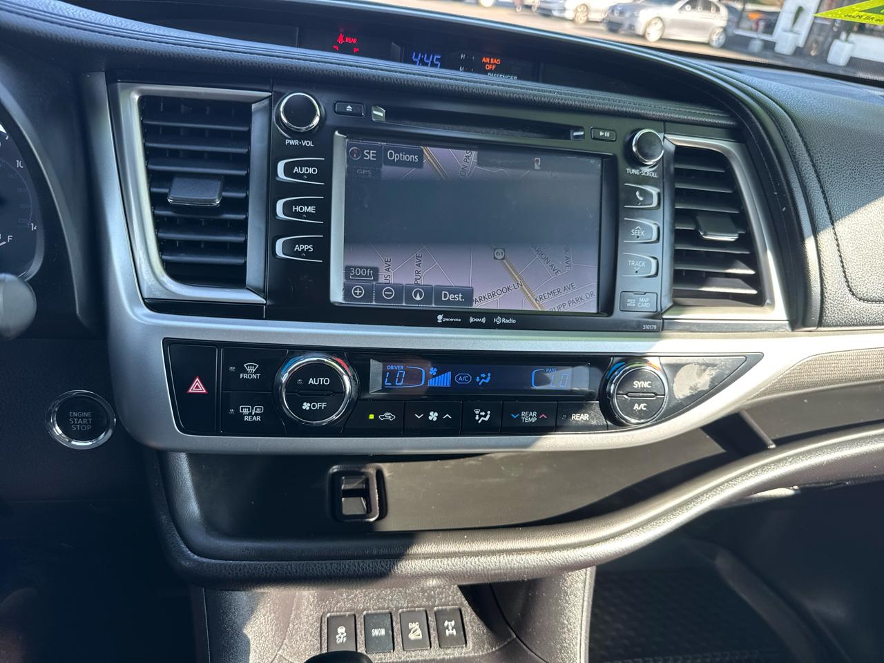 Toyota Highlander SE AWD V6 2018