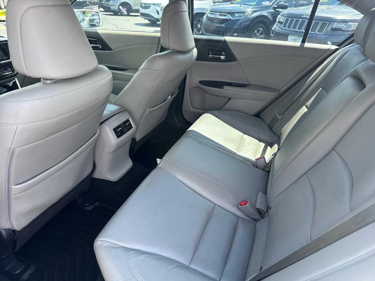 Honda Accord EX-L Sedan CVT 2016