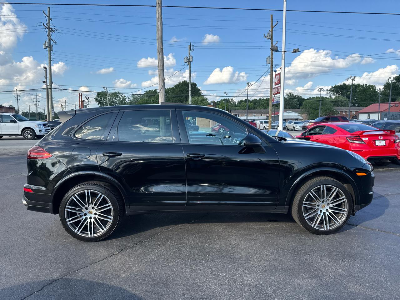 Porsche Cayenne Base 2017