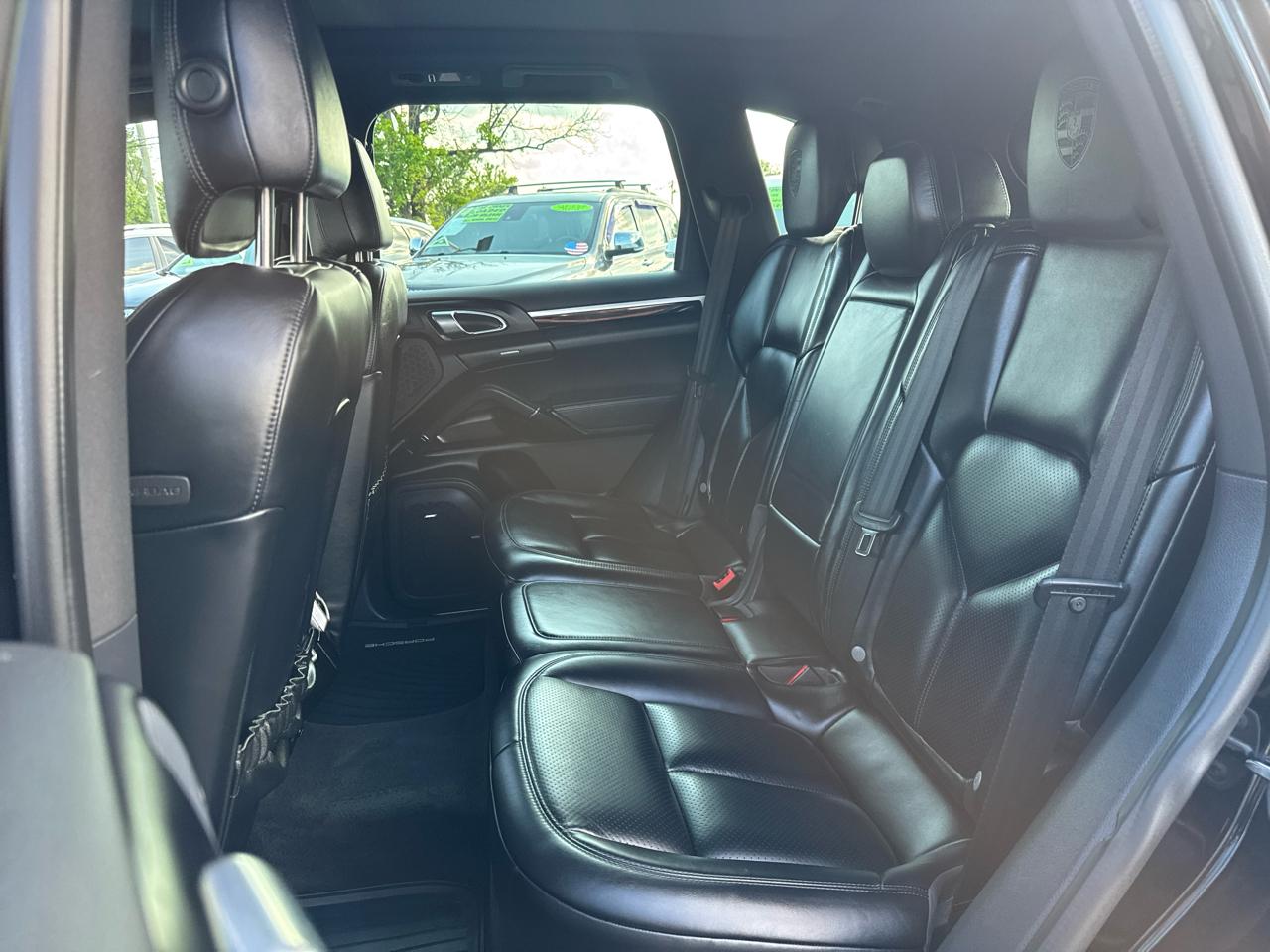Porsche Cayenne Base 2017