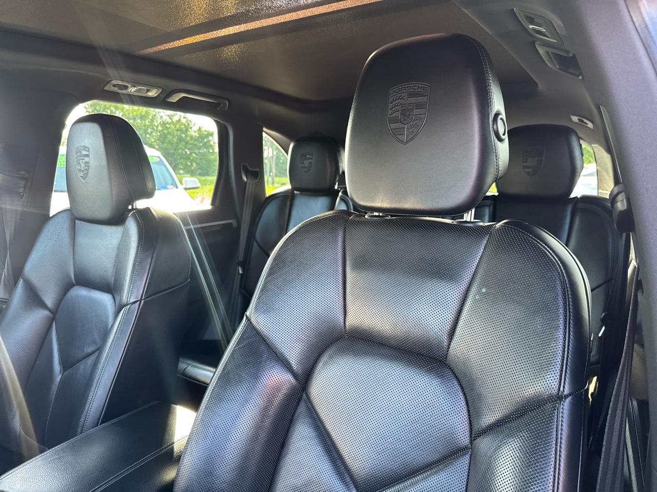 Porsche Cayenne Base 2017