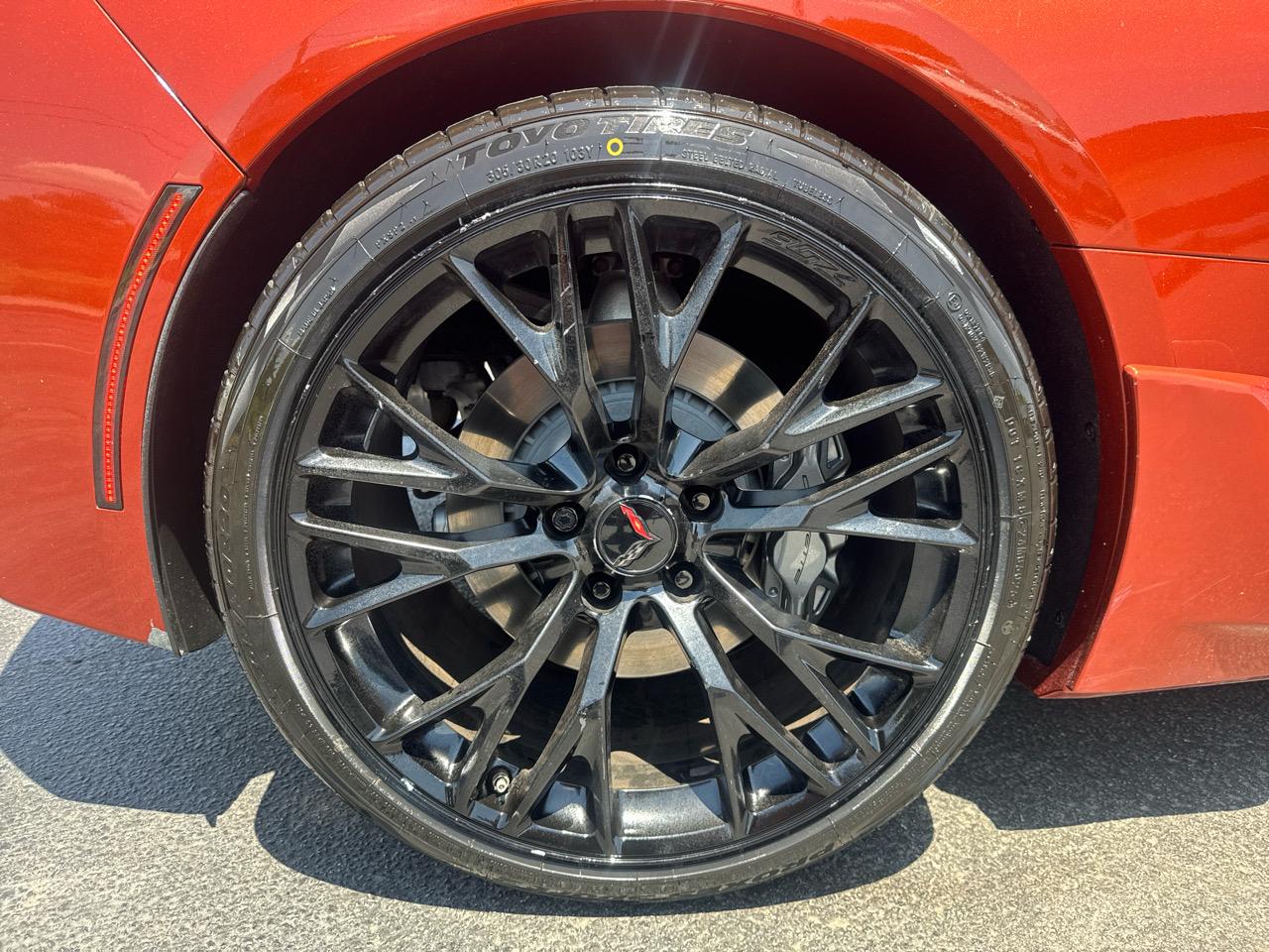 Chevrolet Corvette 2LT Coupe Automatic 2016