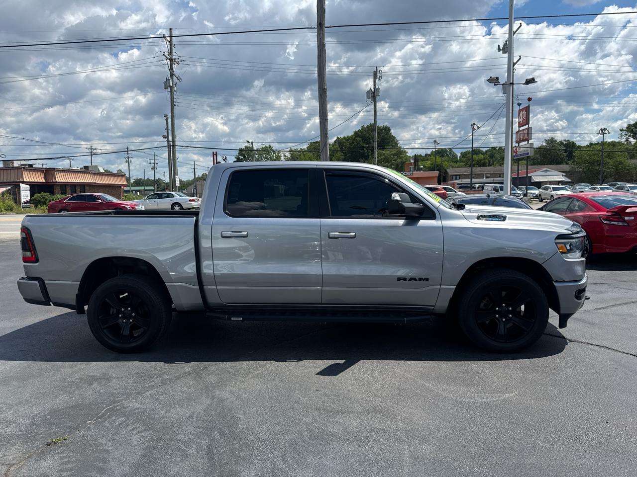 RAM 1500 Big Horn Crew Cab SWB 4WD 2021