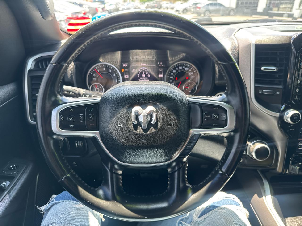 RAM 1500 Big Horn Crew Cab SWB 4WD 2021