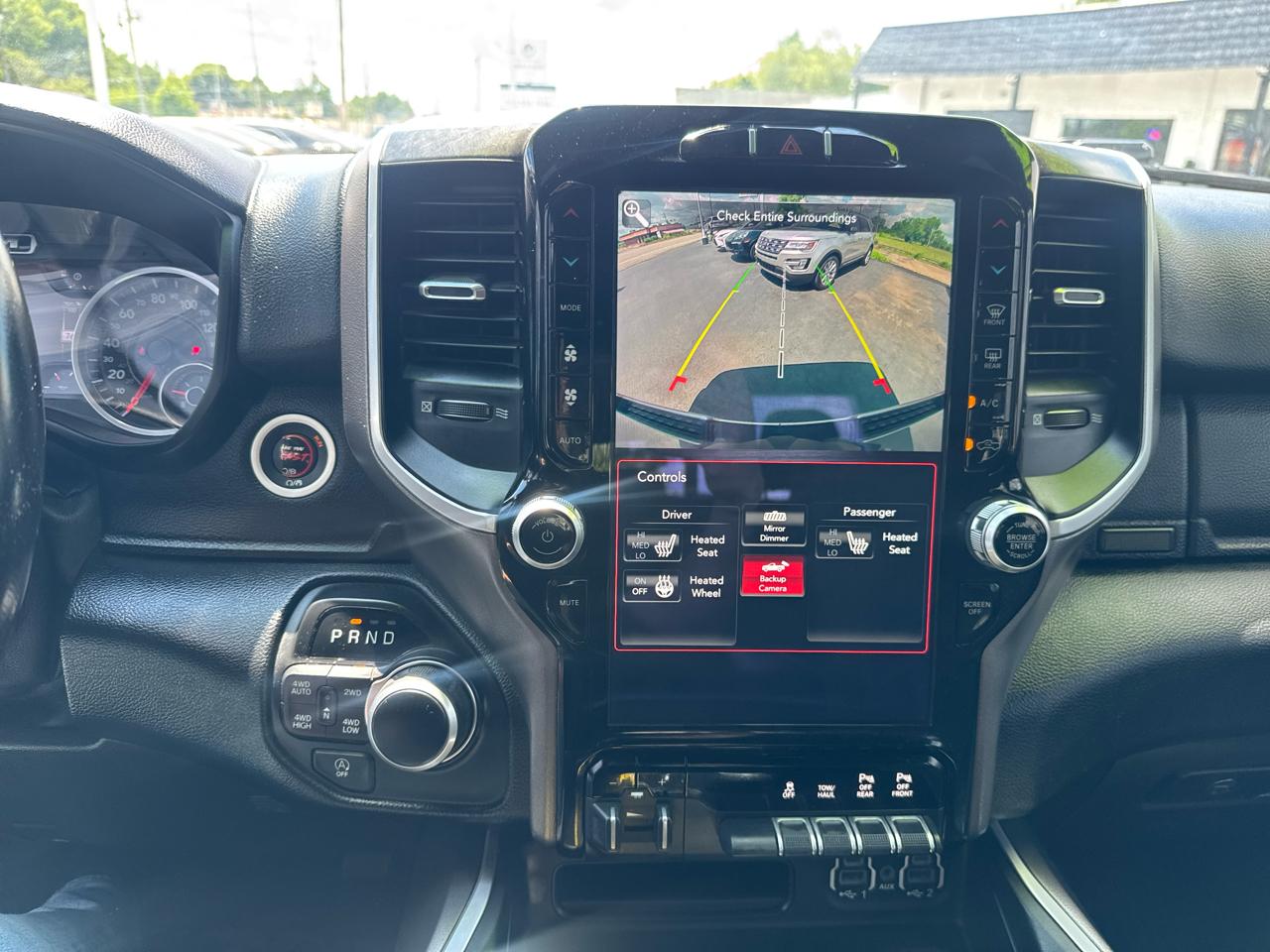 RAM 1500 Big Horn Crew Cab SWB 4WD 2021